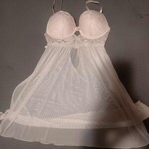 Daisy Fuentes White Lace Chemise